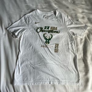 Nike Bucks Tshirt Size S